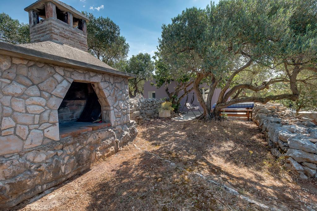 Holiday Home Nikol Вели-Лошинь Экстерьер фото