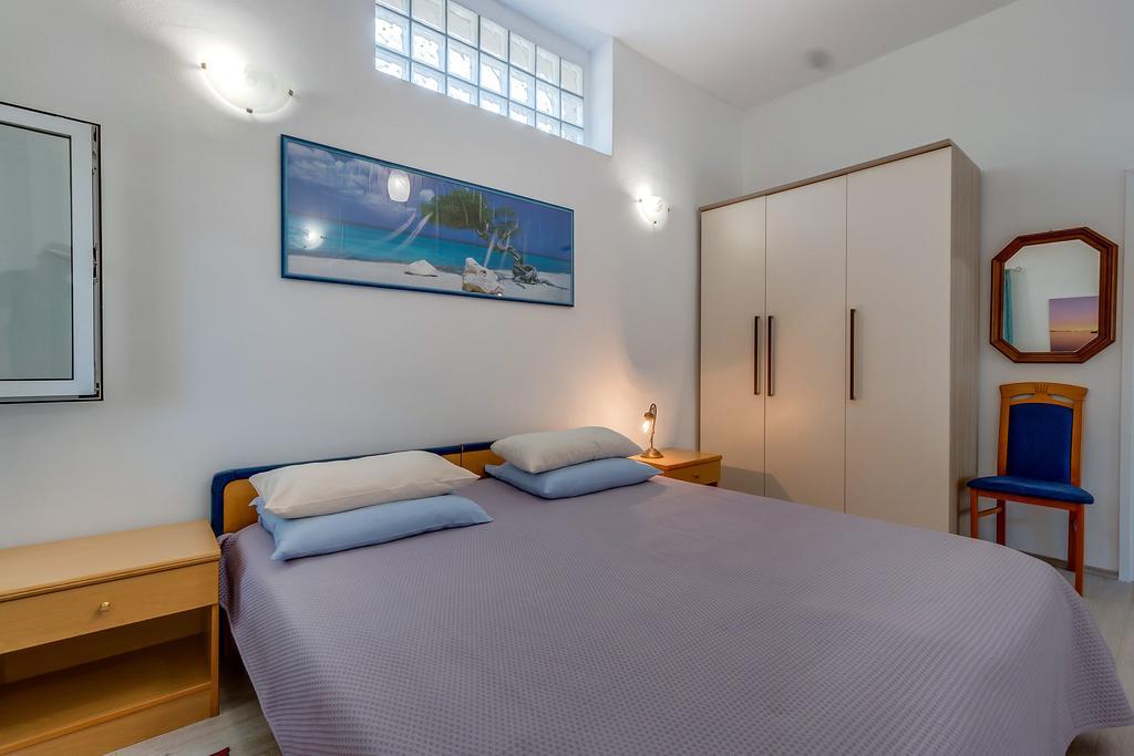 Holiday Home Nikol Вели-Лошинь Экстерьер фото